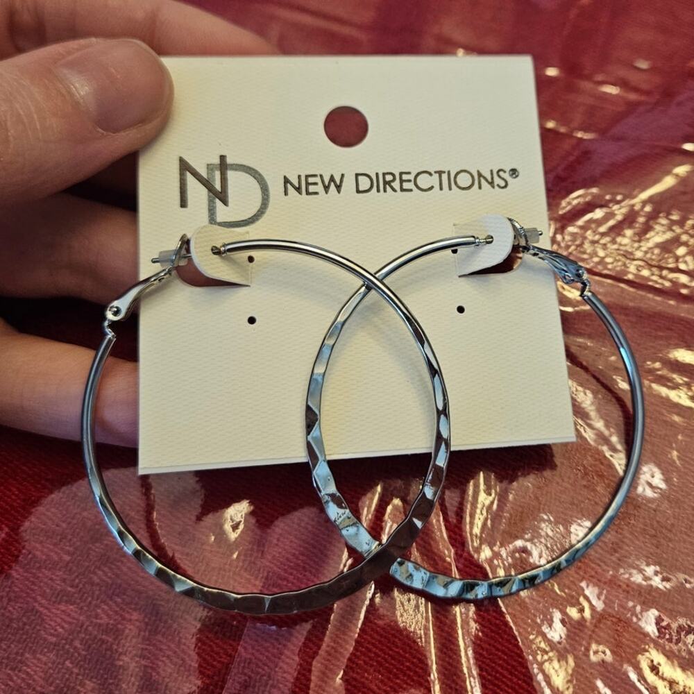 New Directions Large Silver Hammered Wavy Hoop Earrings 2.5" NWT Deadstock